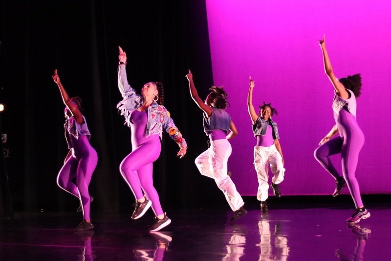 Lady Sol & Apprentices Performing at the Dance Center at Columbia College