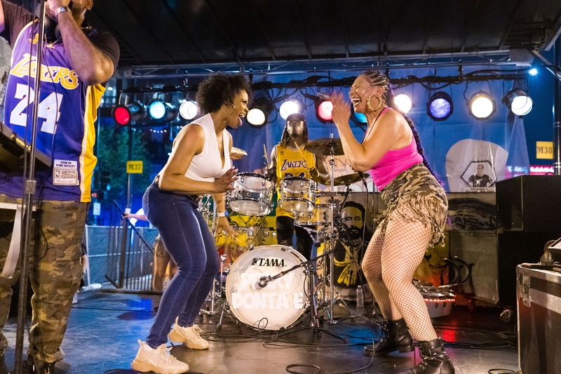  Lady Sol & Friends Joyfully Dancing at the Wicker Park Fest 2021 